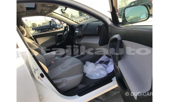 Buy Import Toyota 4Runner White Car in Import - Dubai in Dushanbe Buy Import Toyota 4Runner White Car in Import - Dubai in Dushanbe