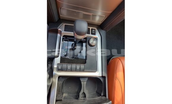 Buy Import Toyota Land Cruiser White Car in Import - Dubai in Dushanbe Buy Import Toyota Land Cruiser White Car in Import - Dubai in Dushanbe