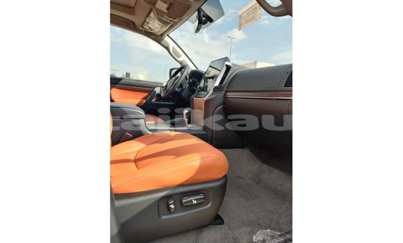 Buy Import Toyota Land Cruiser White Car in Import - Dubai in Dushanbe Buy Import Toyota Land Cruiser White Car in Import - Dubai in Dushanbe