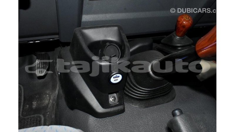 Big with watermark toyota land cruiser dushanbe import dubai 1763