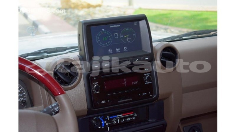 Big with watermark toyota land cruiser dushanbe import dubai 1768