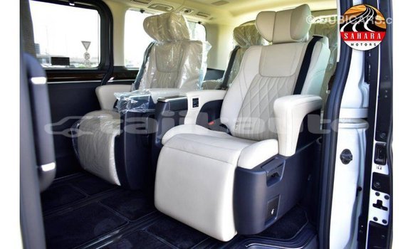 Buy Import Toyota Granvia White Car in Import - Dubai in Dushanbe Buy Import Toyota Granvia White Car in Import - Dubai in Dushanbe
