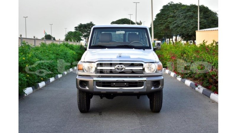 Big with watermark toyota land cruiser dushanbe import dubai 1784