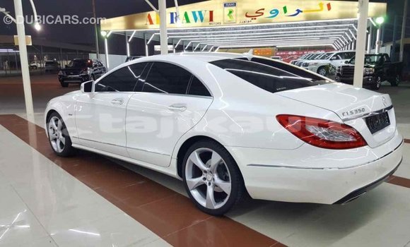 Buy Import Mercedes-Benz 190 (W201) White Car in Import - Dubai in Dushanbe Buy Import Mercedes-Benz 190 (W201) White Car in Import - Dubai in Dushanbe