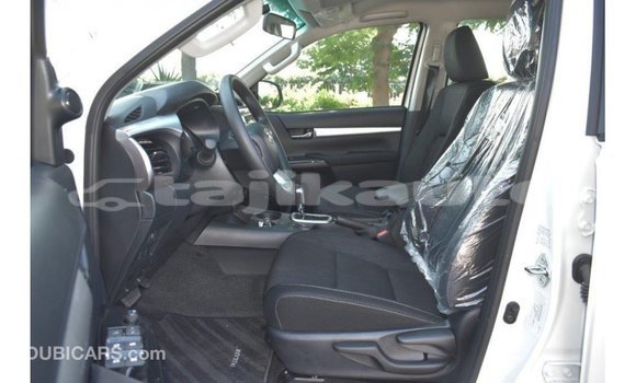 Buy Import Toyota Hilux White Car in Import - Dubai in Dushanbe Buy Import Toyota Hilux White Car in Import - Dubai in Dushanbe