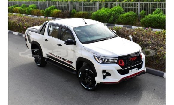 Buy Import Toyota Hilux White Car in Import - Dubai in Dushanbe Buy Import Toyota Hilux White Car in Import - Dubai in Dushanbe