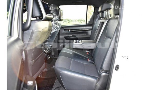 Buy Import Toyota Hilux White Car in Import - Dubai in Dushanbe Buy Import Toyota Hilux White Car in Import - Dubai in Dushanbe