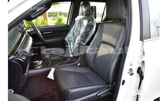 Buy Import Toyota Hilux White Car in Import - Dubai in Dushanbe Buy Import Toyota Hilux White Car in Import - Dubai in Dushanbe