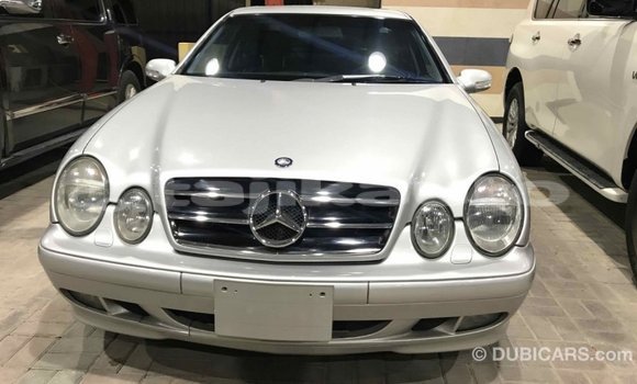 Buy Import Mercedes-Benz 190 (W201) Other Car in Import - Dubai in Dushanbe Buy Import Mercedes-Benz 190 (W201) Other Car in Import - Dubai in Dushanbe