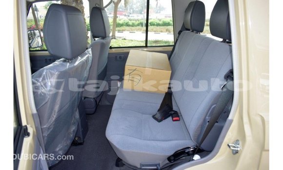 Buy Import Toyota Land Cruiser Beige Car in Import - Dubai in Dushanbe Buy Import Toyota Land Cruiser Beige Car in Import - Dubai in Dushanbe
