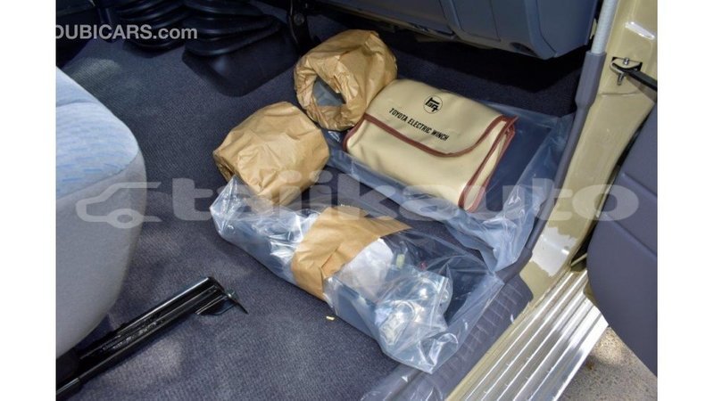 Big with watermark toyota land cruiser dushanbe import dubai 1801
