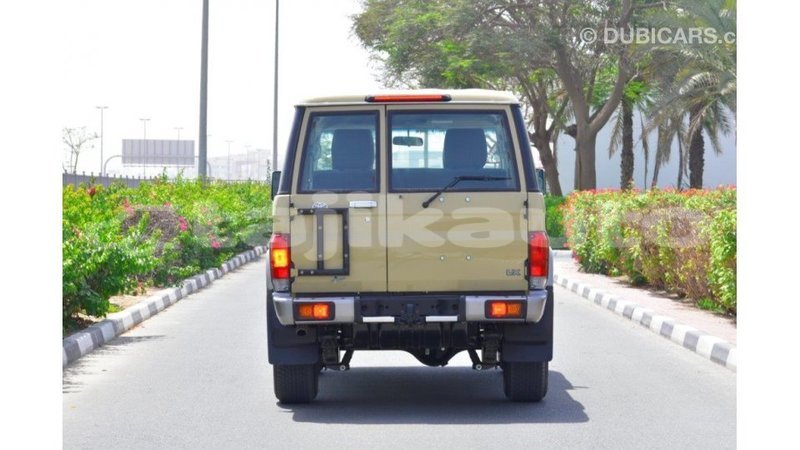 Big with watermark toyota land cruiser dushanbe import dubai 1801
