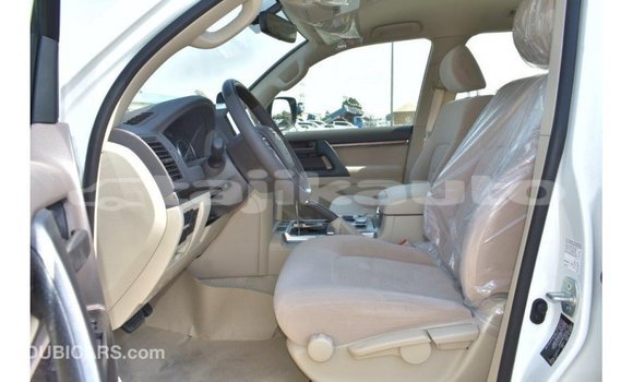 Buy Import Toyota Land Cruiser White Car in Import - Dubai in Dushanbe Buy Import Toyota Land Cruiser White Car in Import - Dubai in Dushanbe