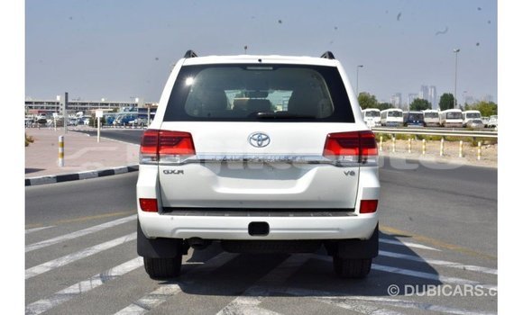 Buy Import Toyota Land Cruiser White Car in Import - Dubai in Dushanbe Buy Import Toyota Land Cruiser White Car in Import - Dubai in Dushanbe