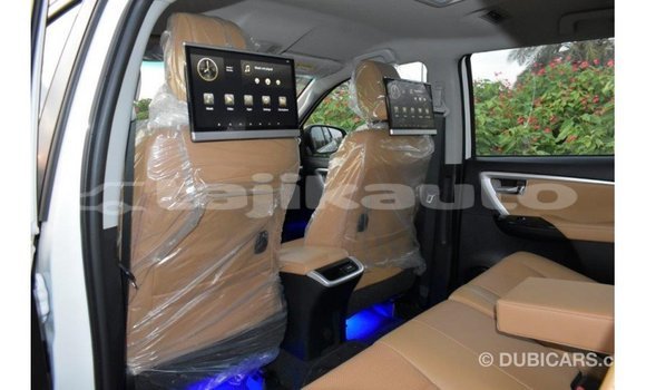 Buy Import Toyota Fortuner White Car in Import - Dubai in Dushanbe Buy Import Toyota Fortuner White Car in Import - Dubai in Dushanbe