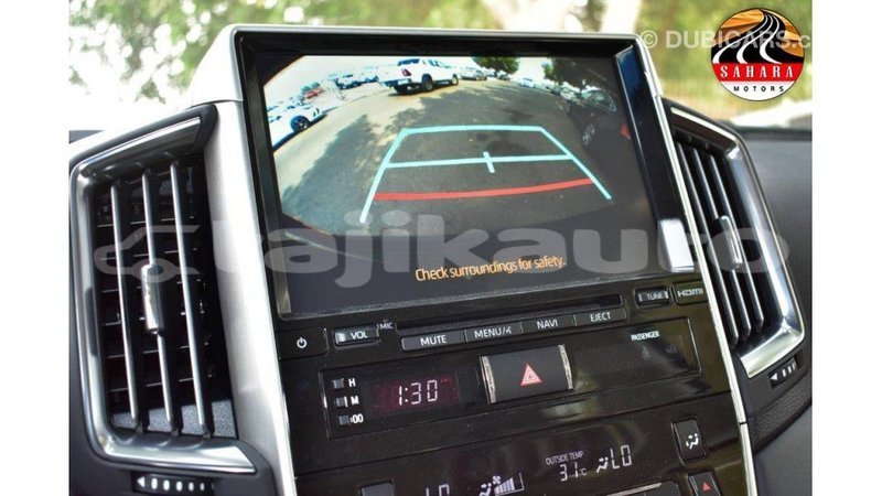 Big with watermark toyota land cruiser dushanbe import dubai 1804