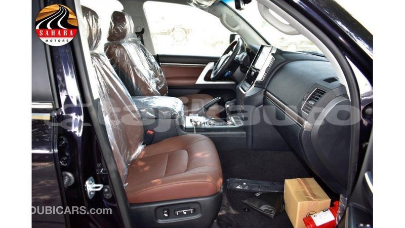 Big with watermark toyota land cruiser dushanbe import dubai 1804