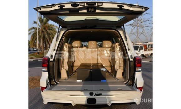 Buy Import Toyota Land Cruiser White Car in Import - Dubai in Dushanbe Buy Import Toyota Land Cruiser White Car in Import - Dubai in Dushanbe
