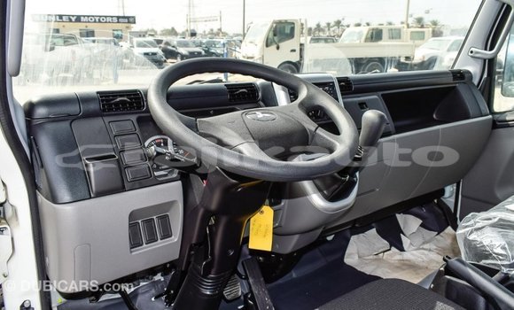 Buy Import Mitsubishi Carisma White Car in Import - Dubai in Dushanbe Buy Import Mitsubishi Carisma White Car in Import - Dubai in Dushanbe