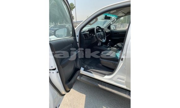 Buy Import Toyota Hilux White Car in Import - Dubai in Dushanbe Buy Import Toyota Hilux White Car in Import - Dubai in Dushanbe