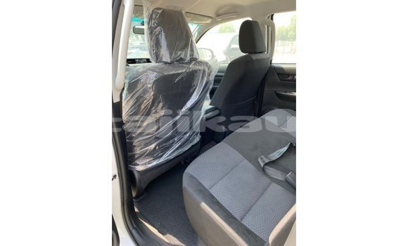 Buy Import Toyota Hilux White Car in Import - Dubai in Dushanbe Buy Import Toyota Hilux White Car in Import - Dubai in Dushanbe