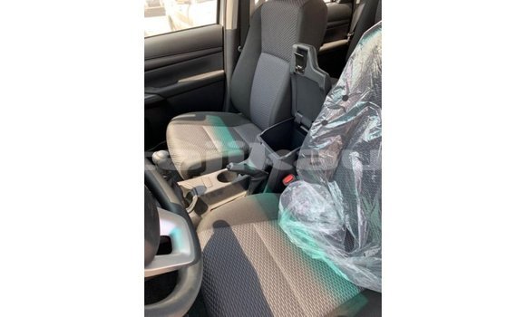 Buy Import Toyota Hilux White Car in Import - Dubai in Dushanbe Buy Import Toyota Hilux White Car in Import - Dubai in Dushanbe