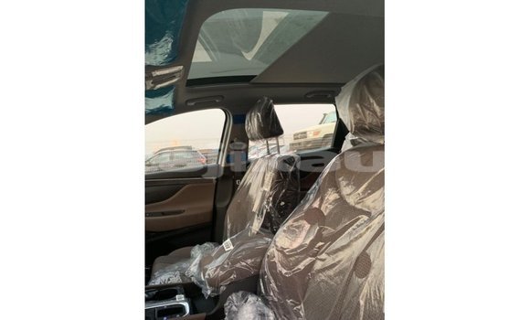 Buy Import Hyundai Santa Fe White Car in Import - Dubai in Dushanbe Buy Import Hyundai Santa Fe White Car in Import - Dubai in Dushanbe