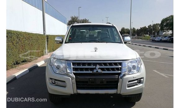 Buy Import Mitsubishi Pajero White Car in Import - Dubai in Dushanbe Buy Import Mitsubishi Pajero White Car in Import - Dubai in Dushanbe