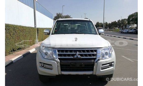 Buy Import Mitsubishi Pajero White Car in Import - Dubai in Dushanbe Buy Import Mitsubishi Pajero White Car in Import - Dubai in Dushanbe