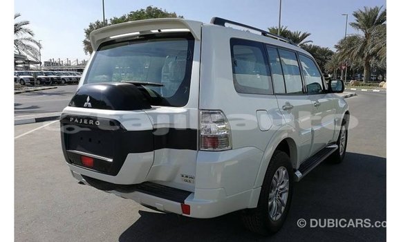 Buy Import Mitsubishi Pajero White Car in Import - Dubai in Dushanbe Buy Import Mitsubishi Pajero White Car in Import - Dubai in Dushanbe