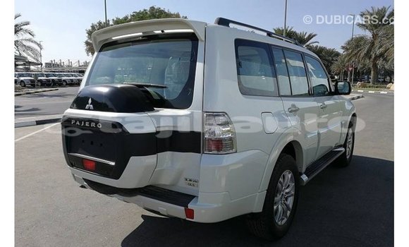 Buy Import Mitsubishi Pajero White Car in Import - Dubai in Dushanbe Buy Import Mitsubishi Pajero White Car in Import - Dubai in Dushanbe