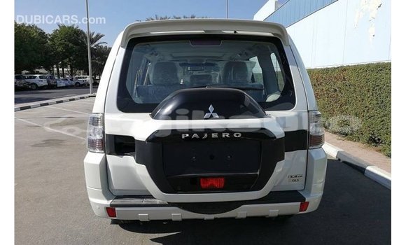 Buy Import Mitsubishi Pajero White Car in Import - Dubai in Dushanbe Buy Import Mitsubishi Pajero White Car in Import - Dubai in Dushanbe