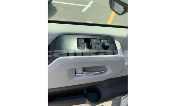 Buy Import Toyota Hiace White Car in Import - Dubai in Dushanbe Buy Import Toyota Hiace White Car in Import - Dubai in Dushanbe