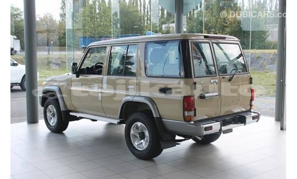 Buy Import Toyota Land Cruiser Beige Car in Import - Dubai in Dushanbe Buy Import Toyota Land Cruiser Beige Car in Import - Dubai in Dushanbe