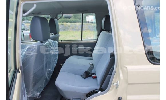 Buy Import Toyota Land Cruiser Beige Car in Import - Dubai in Dushanbe Buy Import Toyota Land Cruiser Beige Car in Import - Dubai in Dushanbe