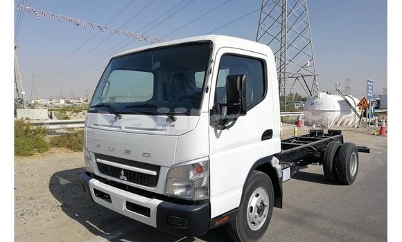 Buy Import Mitsubishi Carisma White Car in Import - Dubai in Dushanbe Buy Import Mitsubishi Carisma White Car in Import - Dubai in Dushanbe