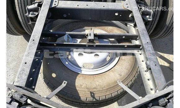 Buy Import Mitsubishi Carisma White Car in Import - Dubai in Dushanbe Buy Import Mitsubishi Carisma White Car in Import - Dubai in Dushanbe