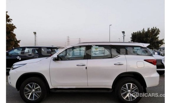 Buy Import Toyota Fortuner White Car in Import - Dubai in Dushanbe Buy Import Toyota Fortuner White Car in Import - Dubai in Dushanbe