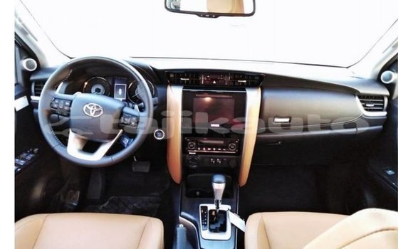 Buy Import Toyota Fortuner White Car in Import - Dubai in Dushanbe Buy Import Toyota Fortuner White Car in Import - Dubai in Dushanbe