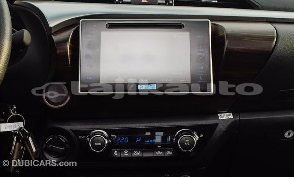 Buy Import Toyota Hilux White Car in Import - Dubai in Dushanbe Buy Import Toyota Hilux White Car in Import - Dubai in Dushanbe