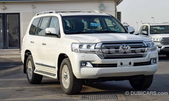 Buy Import Toyota Land Cruiser White Car in Import - Dubai in Dushanbe Buy Import Toyota Land Cruiser White Car in Import - Dubai in Dushanbe