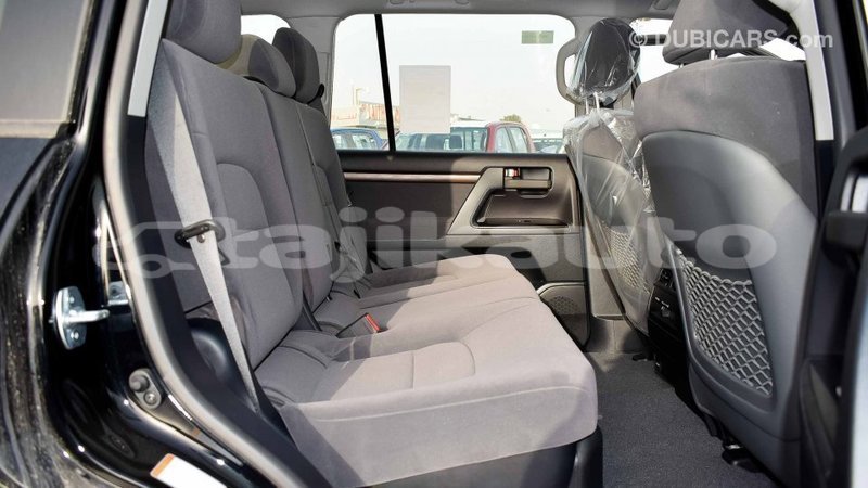 Big with watermark toyota land cruiser dushanbe import dubai 1876