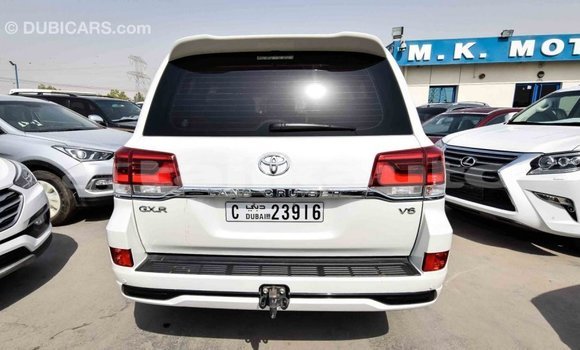 Buy Import Toyota Land Cruiser White Car in Import - Dubai in Dushanbe Buy Import Toyota Land Cruiser White Car in Import - Dubai in Dushanbe