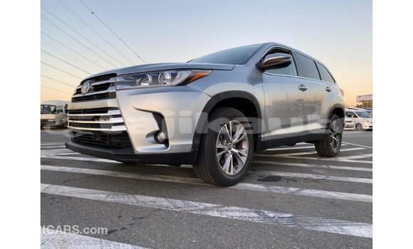 Buy Import Toyota Highlander Other Car in Import - Dubai in Dushanbe Buy Import Toyota Highlander Other Car in Import - Dubai in Dushanbe