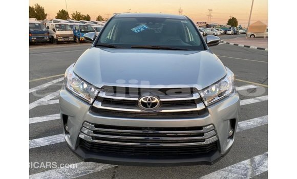 Buy Import Toyota Highlander Other Car in Import - Dubai in Dushanbe Buy Import Toyota Highlander Other Car in Import - Dubai in Dushanbe