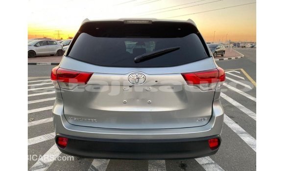 Buy Import Toyota Highlander Other Car in Import - Dubai in Dushanbe Buy Import Toyota Highlander Other Car in Import - Dubai in Dushanbe