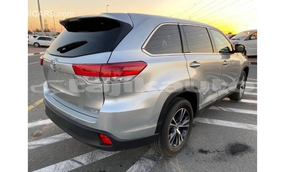 Buy Import Toyota Highlander Other Car in Import - Dubai in Dushanbe Buy Import Toyota Highlander Other Car in Import - Dubai in Dushanbe