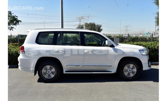 Buy Import Toyota Land Cruiser White Car in Import - Dubai in Dushanbe Buy Import Toyota Land Cruiser White Car in Import - Dubai in Dushanbe