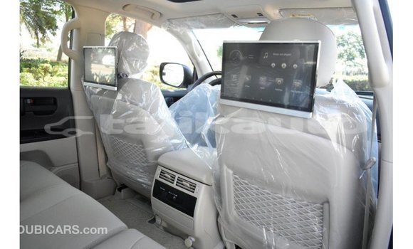Buy Import Toyota Land Cruiser White Car in Import - Dubai in Dushanbe Buy Import Toyota Land Cruiser White Car in Import - Dubai in Dushanbe