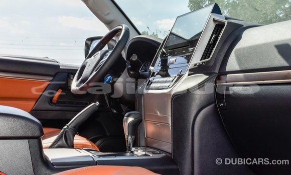 Buy Import Toyota Land Cruiser White Car in Import - Dubai in Dushanbe Buy Import Toyota Land Cruiser White Car in Import - Dubai in Dushanbe